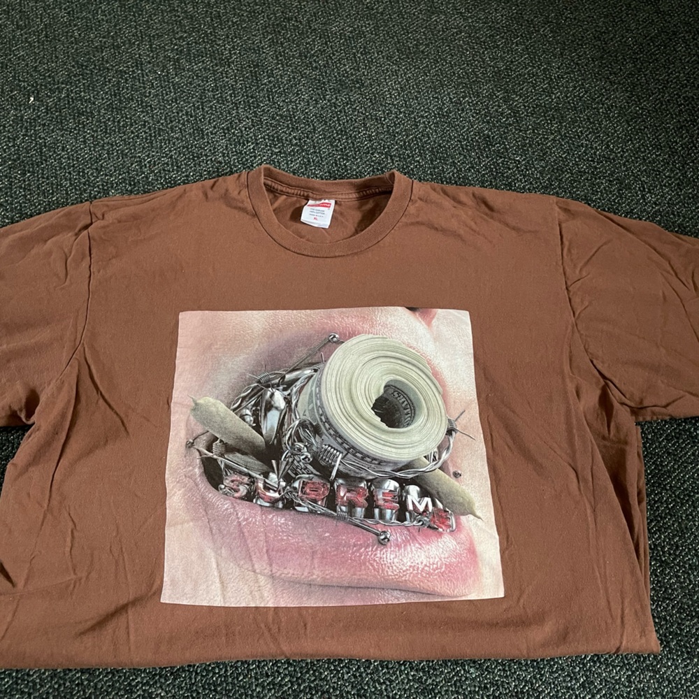 Supreme brown t shirt